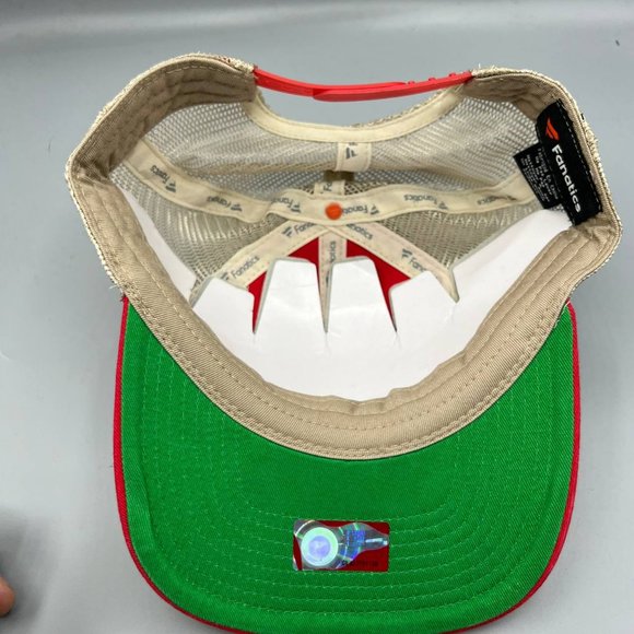 Wisconsin Badgers Trucker Hat Men Red Fanatics NCAA Snap Back Cap New - Picture 6 of 7